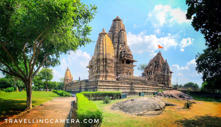 As soon as you enter the compound, the first two temples are small shrines known as Devi Mandap and Varaha Mandap. The roof of the Devi Madap has been restored in the last century. You can make this out from the cemented filling that stands out amid the sandstone.