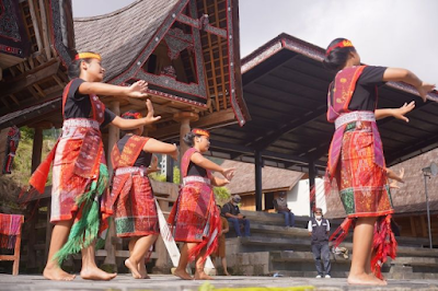 Beberapa Tarian Adat Tradisional Suku Batak