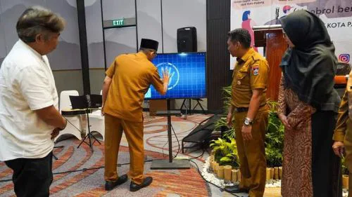 Bertekad Jadikan Padang Kota Kreatif, Wako Hendri Septa Luncurkan Aplikasi 'Si Buyuang'