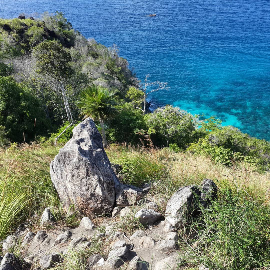 Pantai Likupang Minahasa