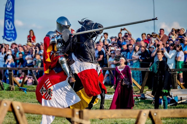 Фото с рыцарских фестивалей "Битва на Неве"