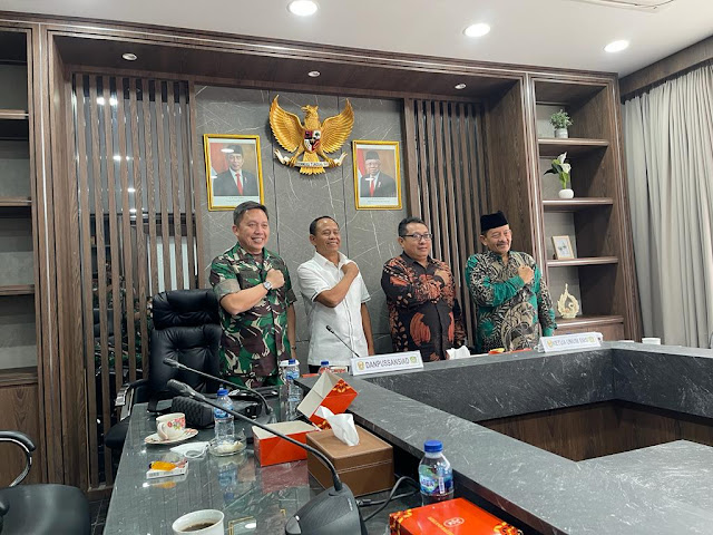 Pertahankan Ideologi Pancasila dan NKRI, SMSI Bersama TNI AD Lakukan Rapat Terbatas Kenali Ancaman Siber