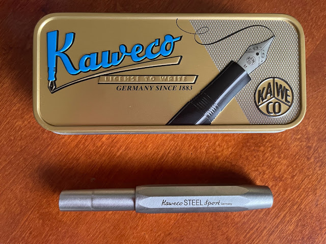 The new Bronze Kaweco Sport is an excellent edition to my Brass, Steel, and  Aluminum sports! I'm loving how they all look together!!! Y