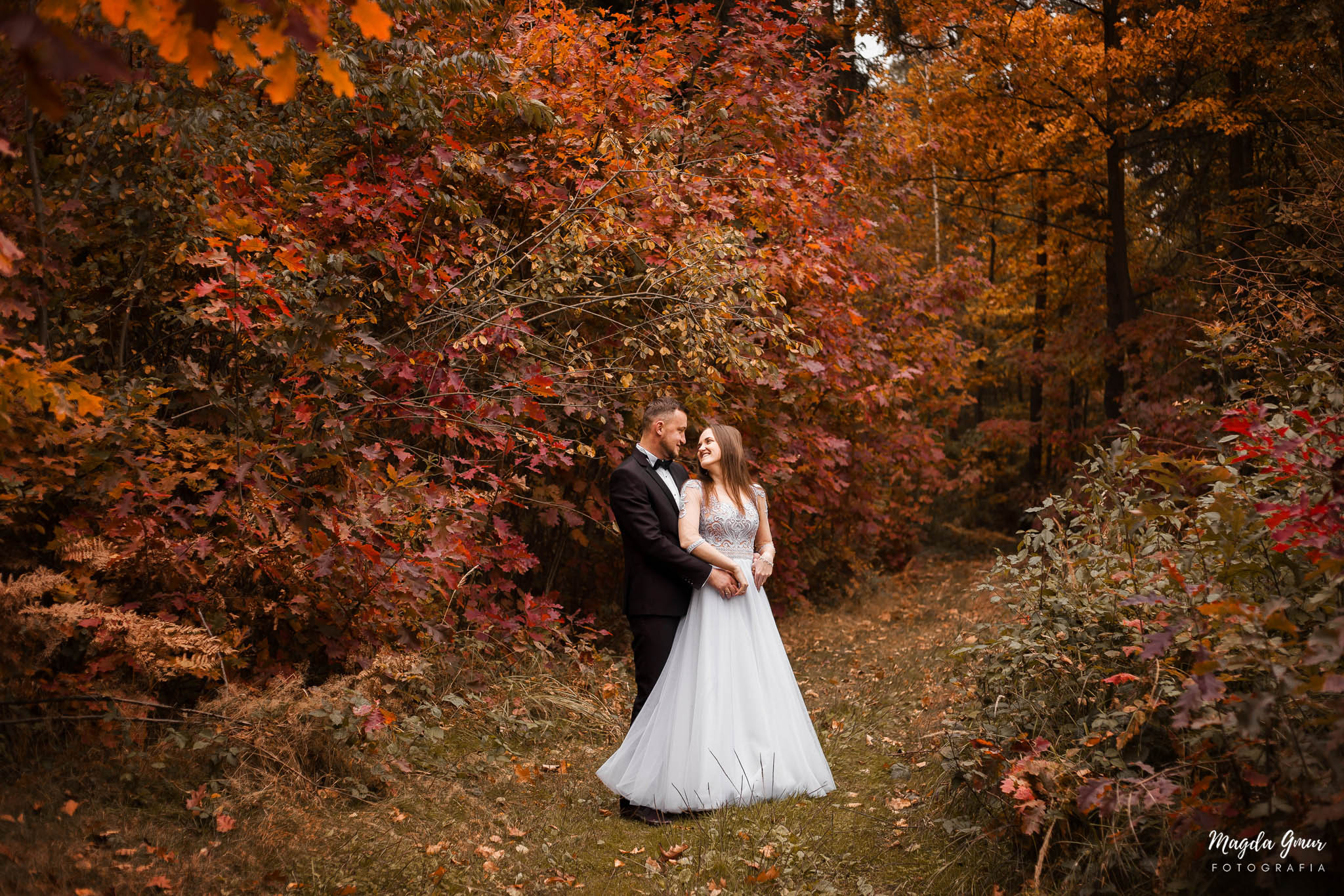 fotograf opoczno, fotograf slubny opoczno, magda gmur fotografia, jesienny plener slubny, plener slubny opoczno, fotograf konskie, fotograf slubny lodzkie