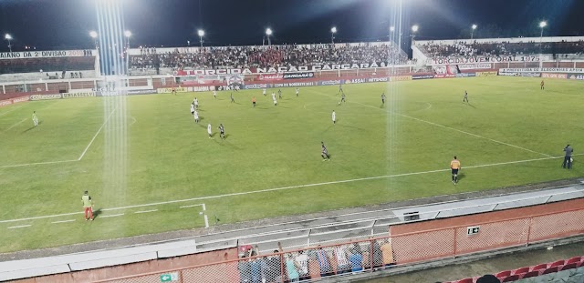 Atlético de Alagoinhas vence CRB e pode se classificar pela primeira vez para as quartas de finais da Copa do Nordeste