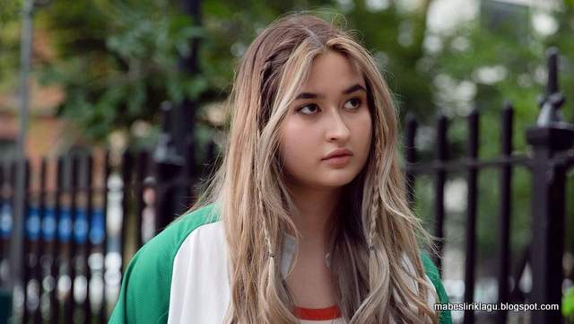 Lirik Lagu Picture Myself Stephanie Poetri