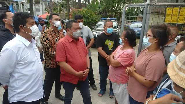 Bertemu dengan PKL Soal Rebranding Parapat, Bupati Simalungun dan Lamhot Sinaga Berjanji Akan Cari Solusi