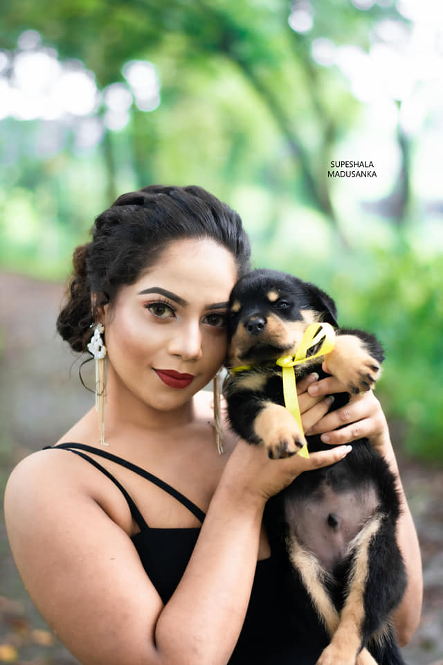 puppy dog photography with sexy girl