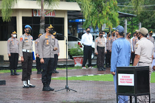 Pimpin Apel Pagi, Kapolres Pinrang Ajak Personel Dukung Program Senin Sedekah