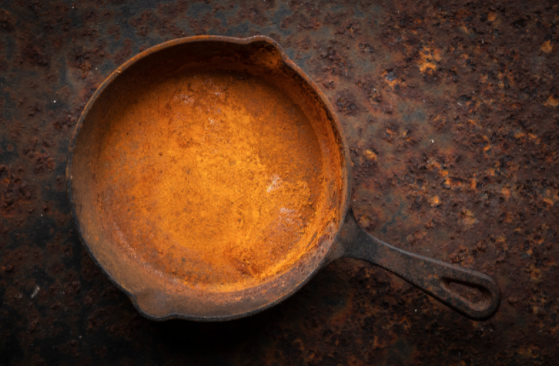 Clean a Rusty Cast Iron Skillet