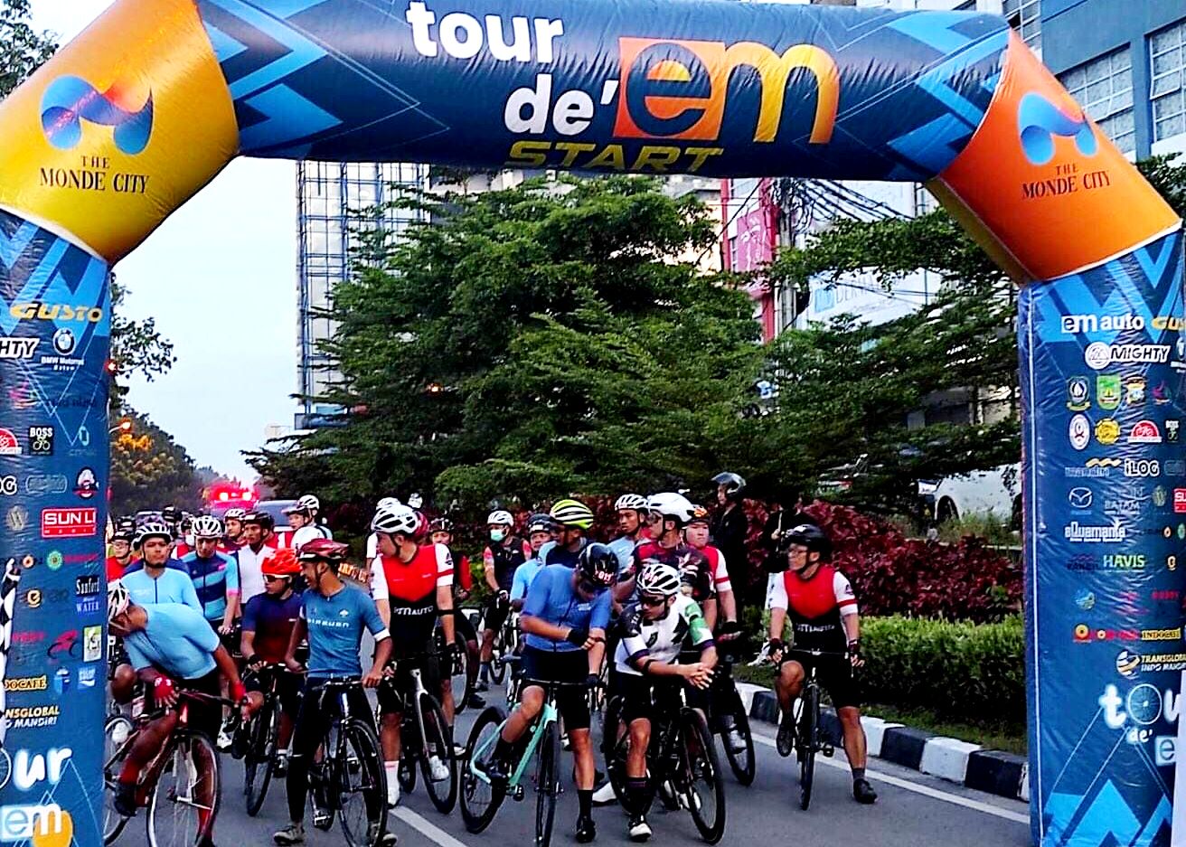 165 pembalap sepeda, Ramaikan Tour De Em Nongsa Roll and Race di Batam