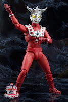 S.H Figuarts Ultraman Leo 14