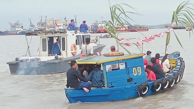 Perayaan Ketupat, Polres Bangkalan Siagakan Personel Pengamanan Lebaran Di Tengah Laut