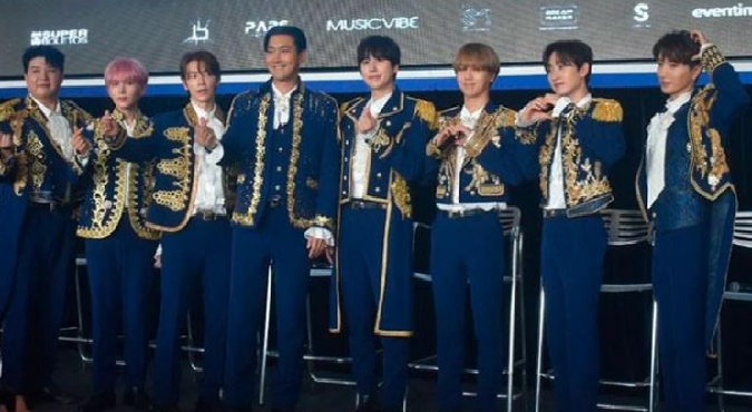 México: Super Junior son captados en una taquería a horas de su concierto