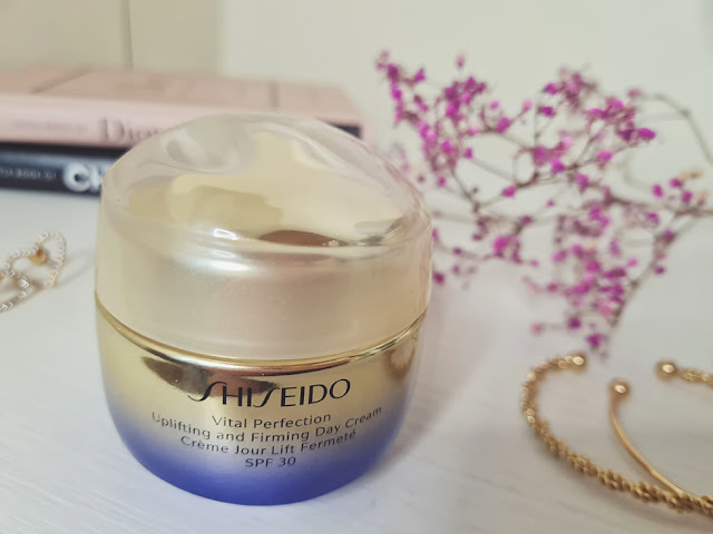 Shiseido  - Vital Perfection Uplifting & Firming SPF30