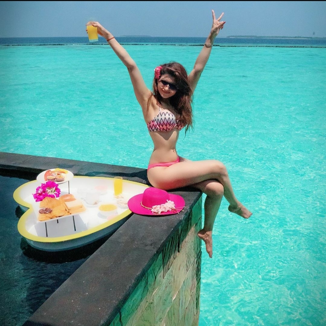 50+ Urvashi Rautela Sexy Bikini Pics | Hot images of Urvashi Rautela - Insta Stars