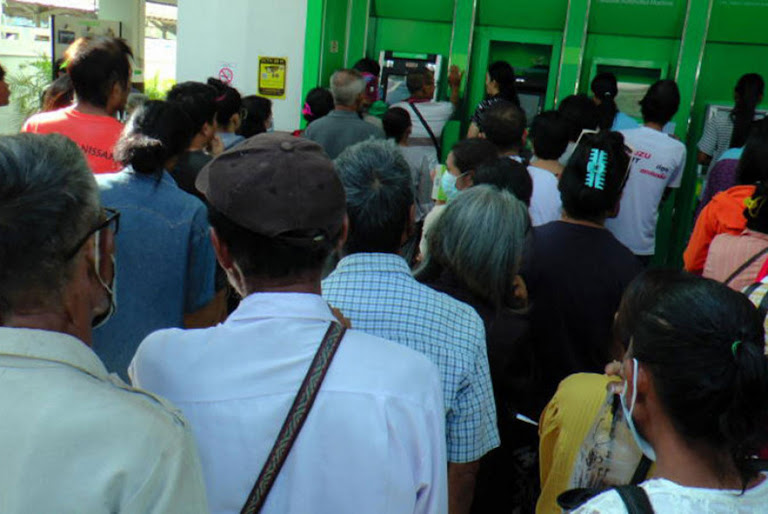 Thailand Delays Digital Wallet Launch, Cites Economic Concerns.