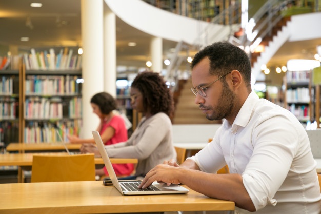 10 Ways Online Learning Can Help Your Career Path