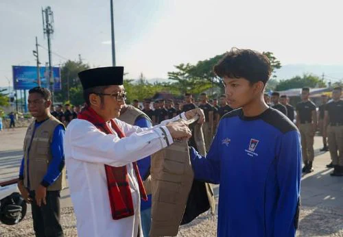 Ingatkan Pengunjung Tidak Buang Sampah Sembarangan, Wako Hendri Septa Luncurkan Inovasi Sipak Santiang