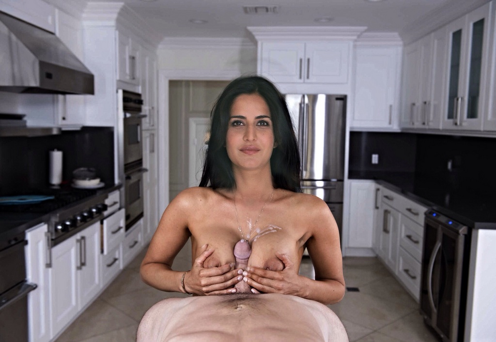 Katrina Kaif nude boobs and pussy xxx sexy images - NUDEFINIC