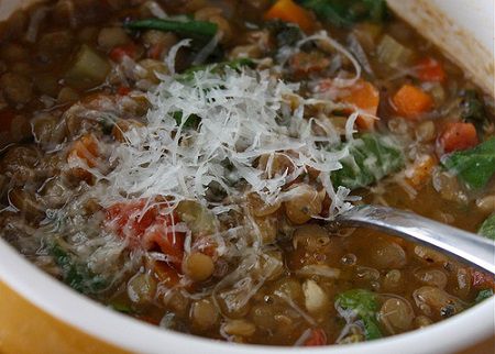 Soup Days: Spinach, Tomato and Lentil Soup