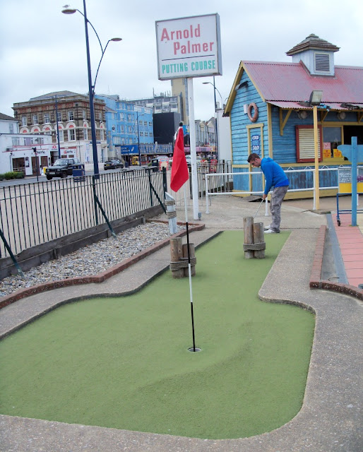 Playing the Arnold Palmer Putting Course on Marine Parade in Great Yarmouth in June 2011