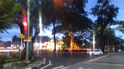 Semarak Lampu Hias di Rumah Dinas Walikota Medan
