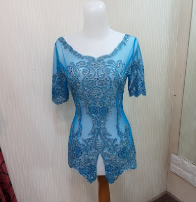 Kebaya brokat