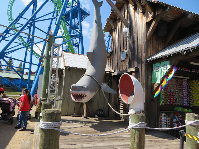 Six Flags New England Shark Photo Op