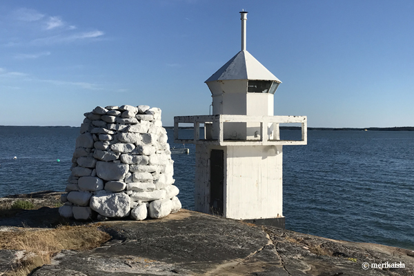 Liisan ja Merikaislan rakas paikka: Kustavin Heponiemen loiste ja kummeli.