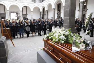 Rinden poderes Legislativo y Judicial de Puebla homenaje al gobernador Miguel Barbosa Huerta