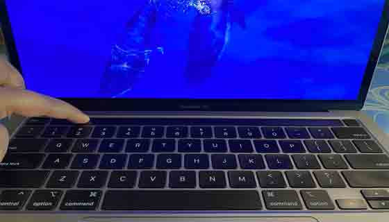 تم تعطيل Touch Bar على Mac