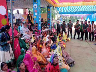 ग्रामीणों को स्वच्छता की अनोखी प्रतियोगिता आयोजित की गई