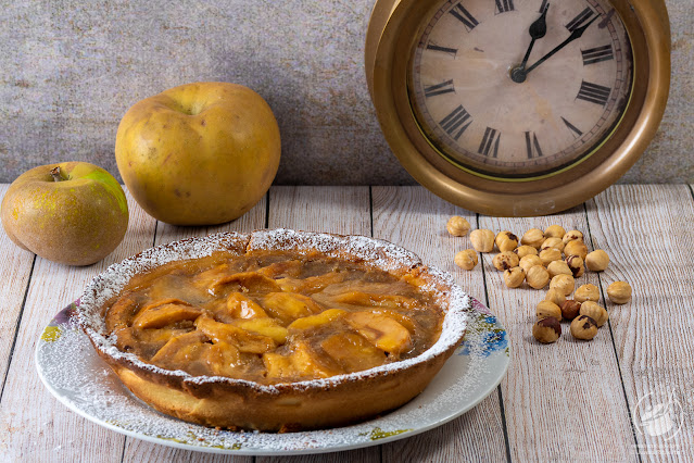 Tarta rústica de manzana y avellanas