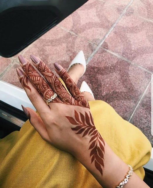 Elegant Traditional Mehndi Designs for Front & Back hand