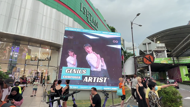 Fans Support Ad Kim Junkyu  金俊奎应援广告 Bukit Bintang Lot 10 Giant Cube Nearby Jalan Alor Food Street Digital OOH Advertising Kuala Lumpur Jalan Sultan Ismail LED Billboard Advertising