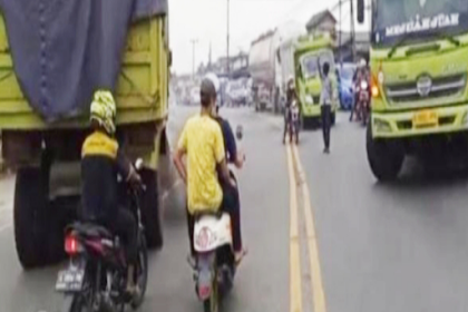 Mobil Truk Tambang Langgar Perbup di Putar Balik Oleh Dishub