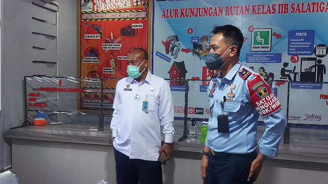 Tetap Berikan Pelayanan Terbaik Meski Kondisi Bangunan Kecil dan Satpras Serba Terbatas, Kadiv Yankum: "Rutan Salatiga salah satu satker telah banyak berproses lebih baik dalam pelayanan, tetap jaga itu"