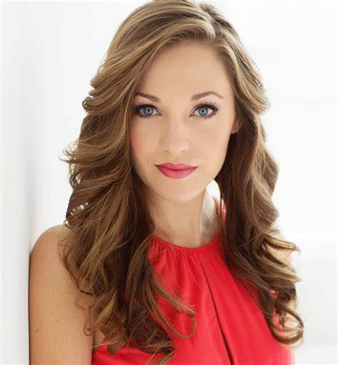 Laura Osnes