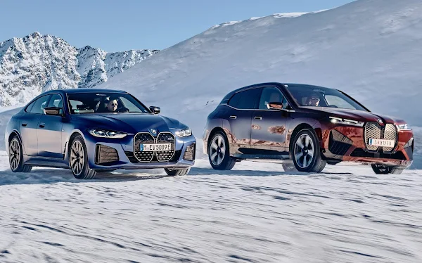 BMW ix e I4 ganham tração integral xDrive 100% elétrica