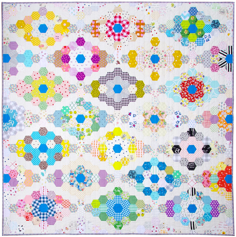 The Treehouse Hexagon Quilt Project © Red Pepper Quilts 2022 #hexagonquilt #englishpaperpieced