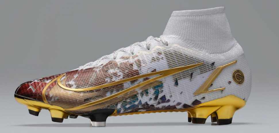 Cristiano Signed Boot With Nike Worth Of £15m Per Year