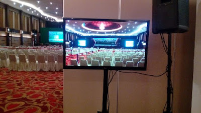 Rental LED TV in Singapore, LED TV Rental with TV Stand, Rental vendor for TV LED in Singapore,