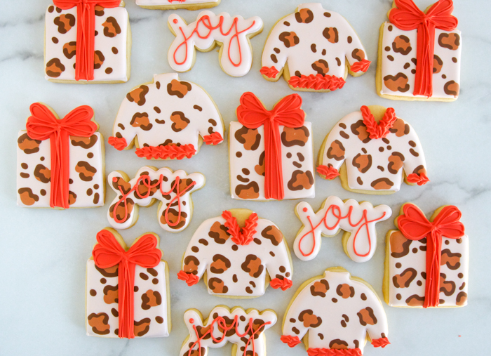 How to Make Leopard Print Christmas Cookies I'm Dreaming of a Leopard Print Christmas