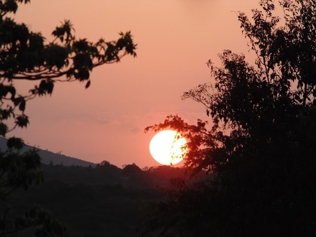 O PÔR DO SOL ENTRE BOM CONSELHO/PE E PALMEIRA DOS ÍNDIOS/AL