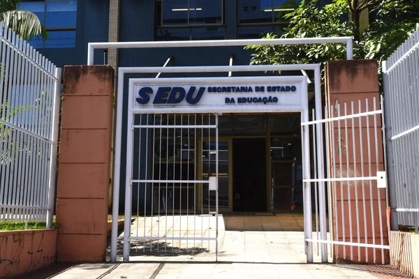 Edital para contratar psicólogos e assistentes sociais no ES sai em maio