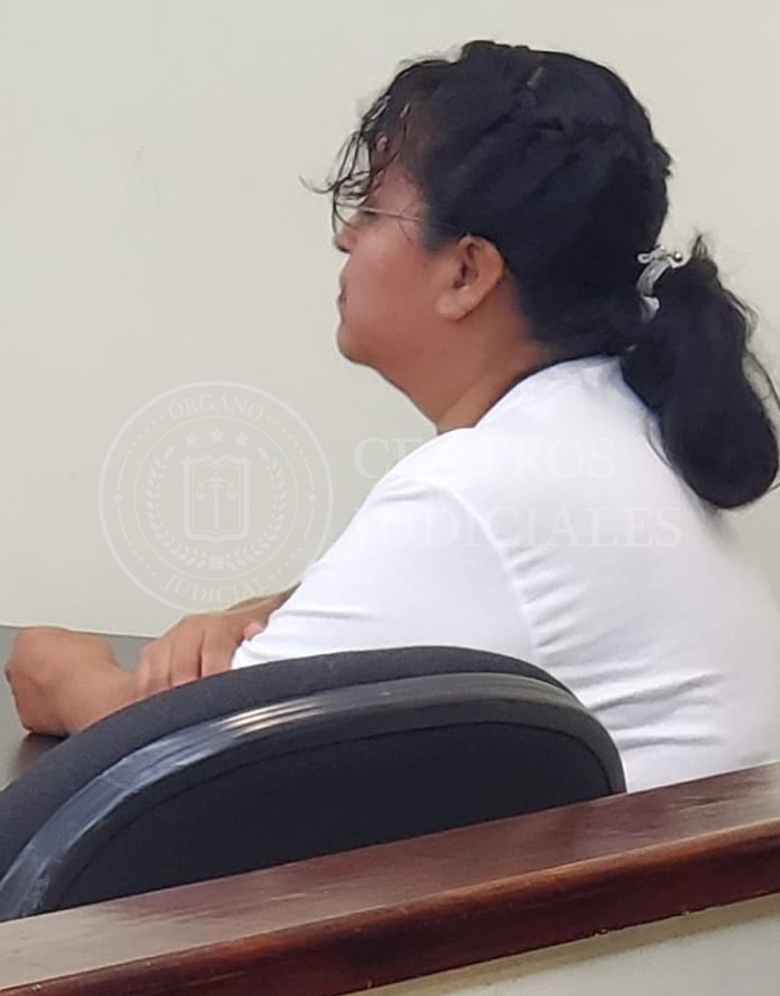 El Salvador: Estafadora queda en libertad tras devolver el dinero a su víctima