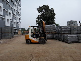 Rental Forklift 3 Ton di Cibubur