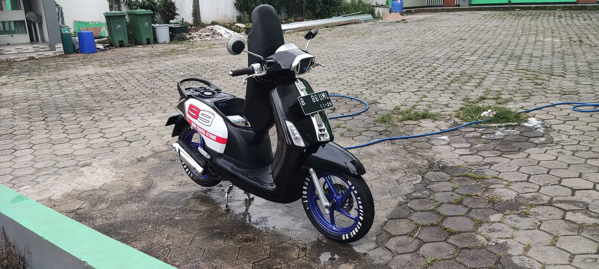 Honda Scoopy Fi Esp Menjadi Vespa Sprint