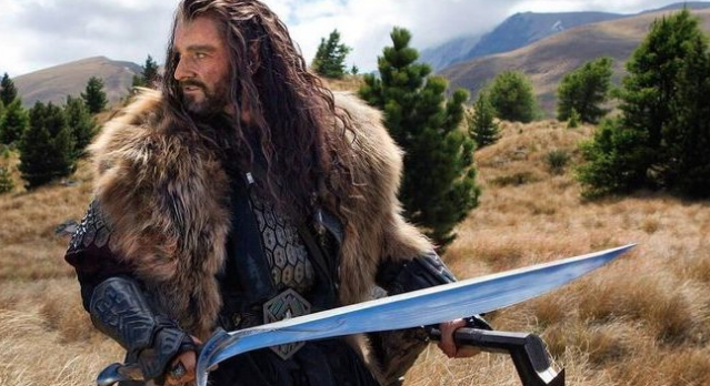 The Lord of the Rings: 5 Strongest Swords in Middle-Earth!